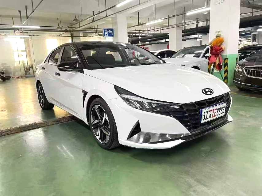 伊兰特 Model Year 1.5L CVT LUX 尊贵版