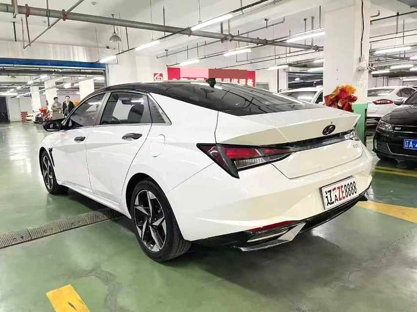 伊兰特 Model Year 1.5L CVT LUX 尊贵版