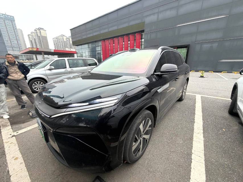 BYD L (Liter) DM 200KM 4WD