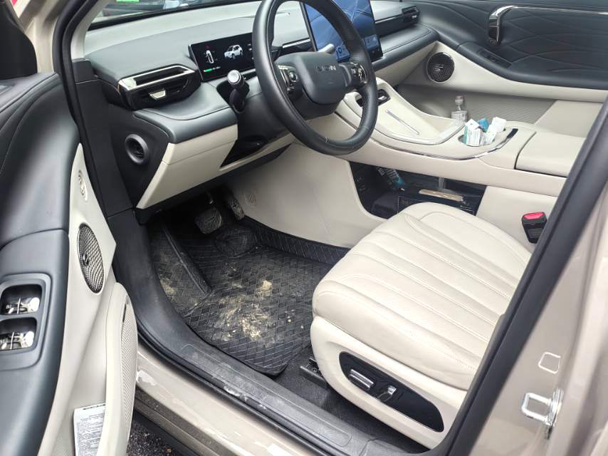 AION V Model Year 埃安霸王龙 650 激光雷达版