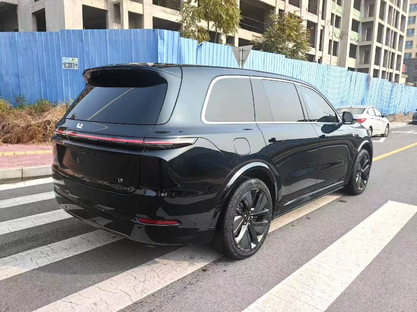 理想 L (Liter) 9 Model Year Max