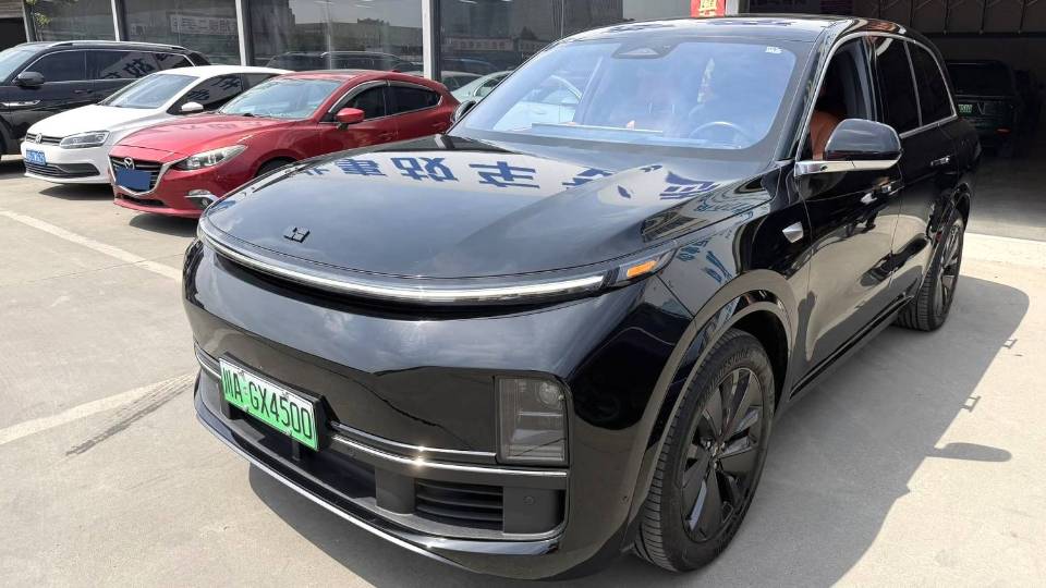 Li Auto L (Liter) 8 Pro