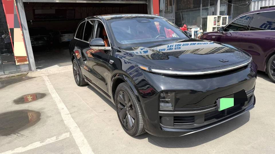 Li Auto L (Liter) 8 Pro