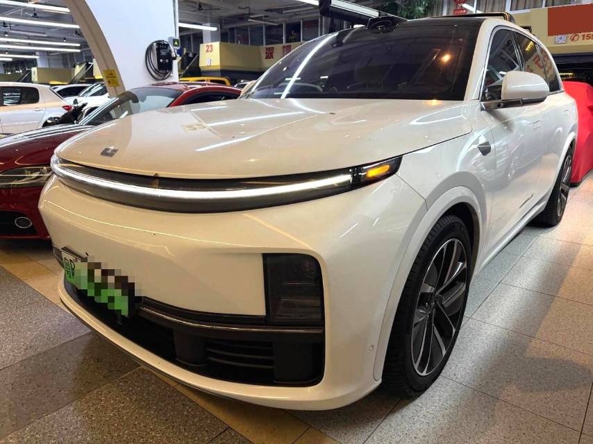 Li Auto L (Liter) 7 Ultra