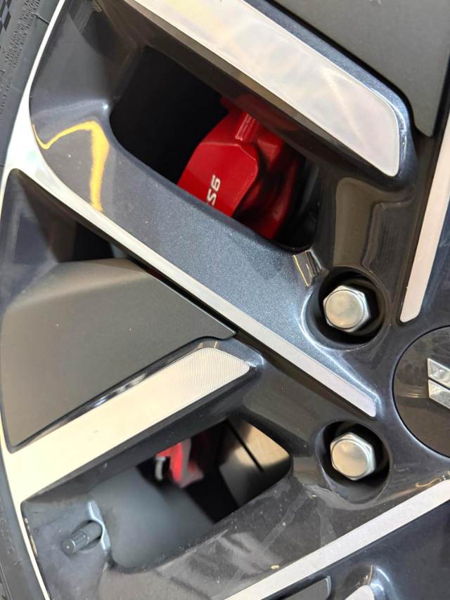 Li Auto L (Liter) 7 Ultra