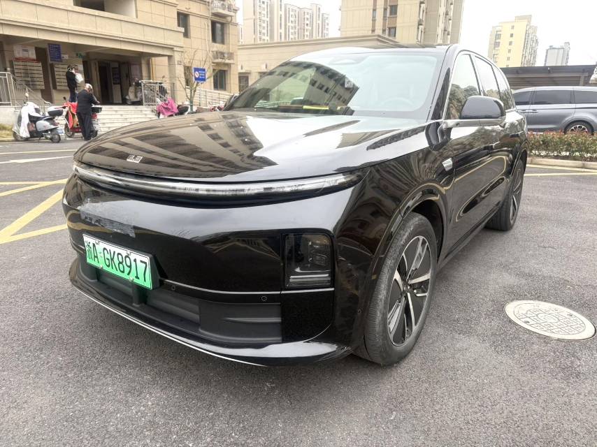 Li Auto L (литр) 6 Pro