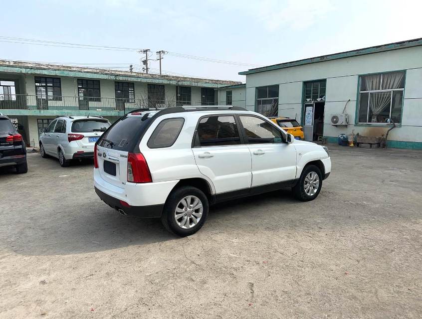 Kia Sportage 2.0L Automatic 2WD GL