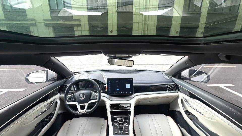 BYD PLUS New Energy Electric Vehicle Flagship