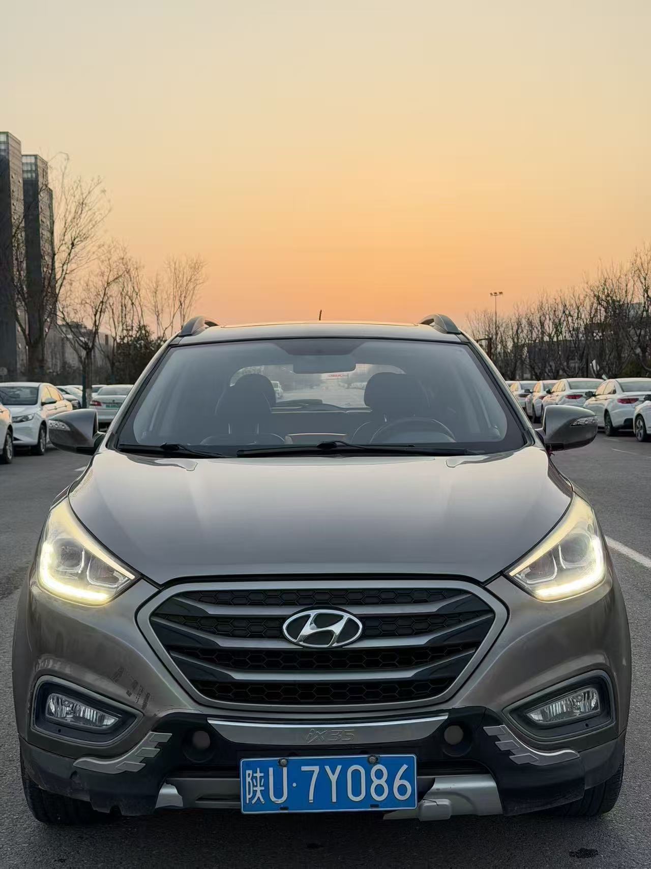 北京现代 ix 35 Model Year 2.0L 自动两驱智能型 GLS 国 V