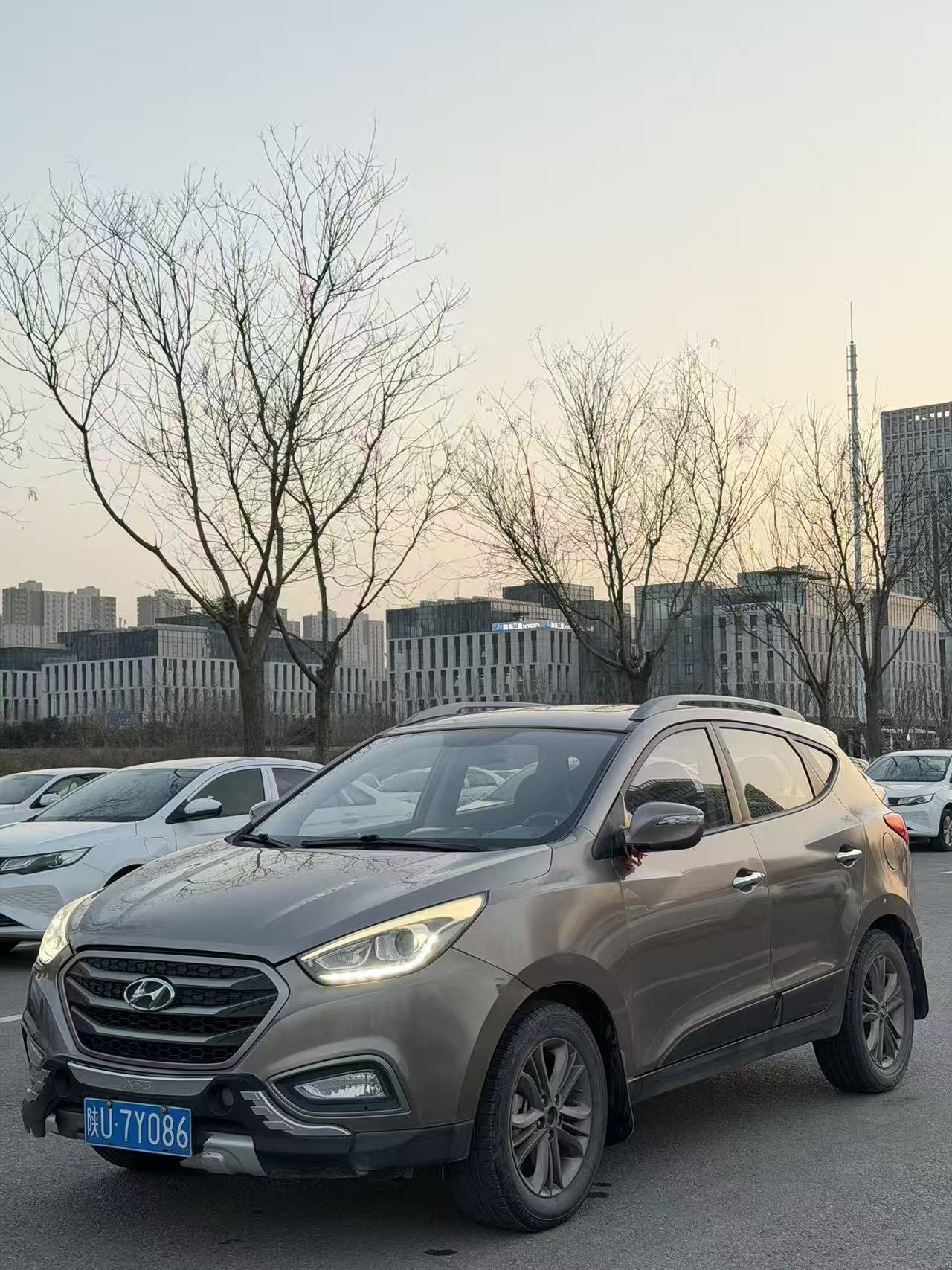 北京现代 ix 35 Model Year 2.0L 自动两驱智能型 GLS 国 V
