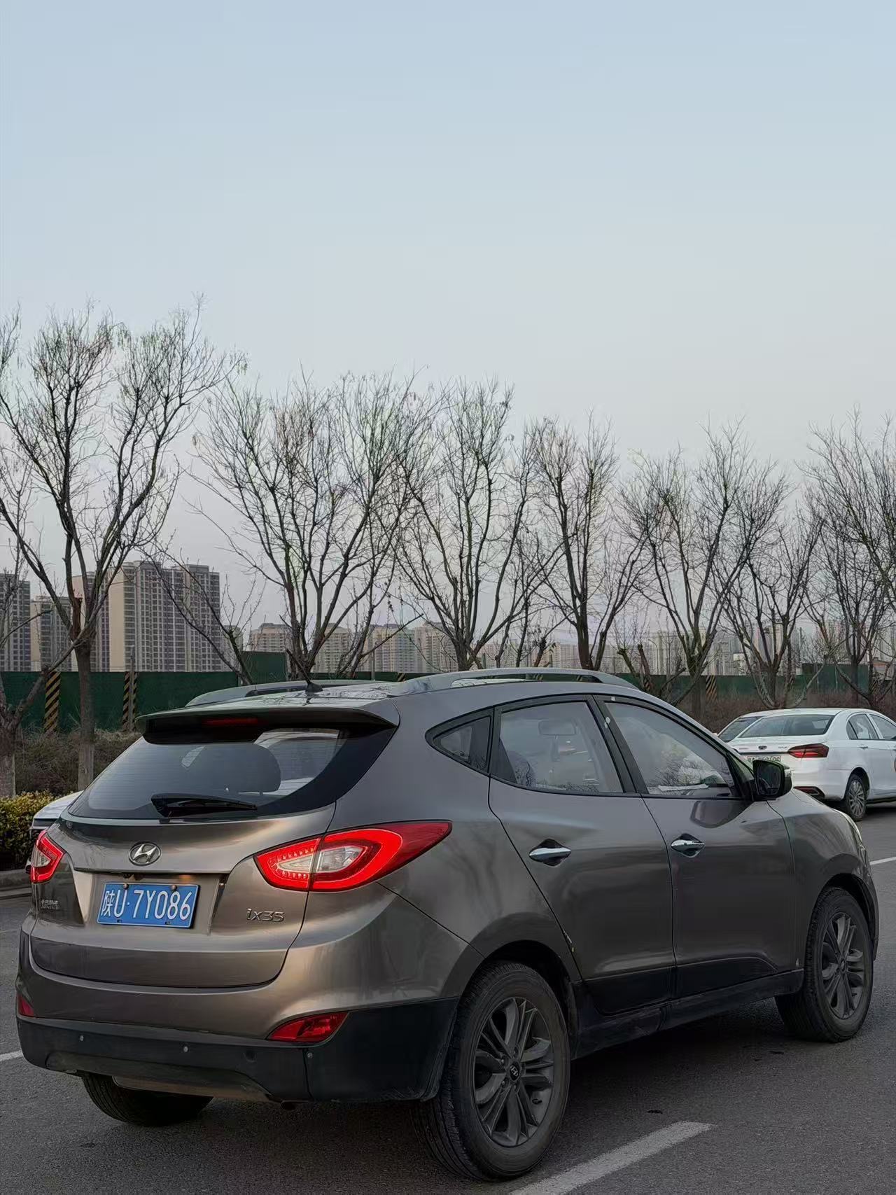 北京现代 ix 35 Model Year 2.0L 自动两驱智能型 GLS 国 V