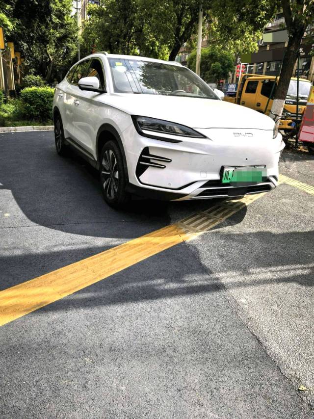 BYD PLUS New Energy Electric Vehicle 605km PLUS