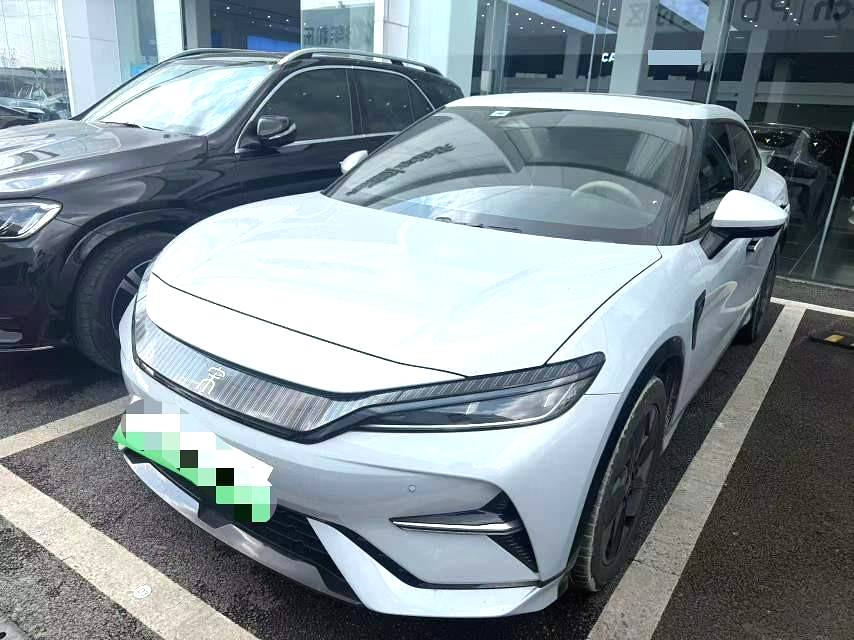 BYD L (Liter) Electric Vehicle 550km