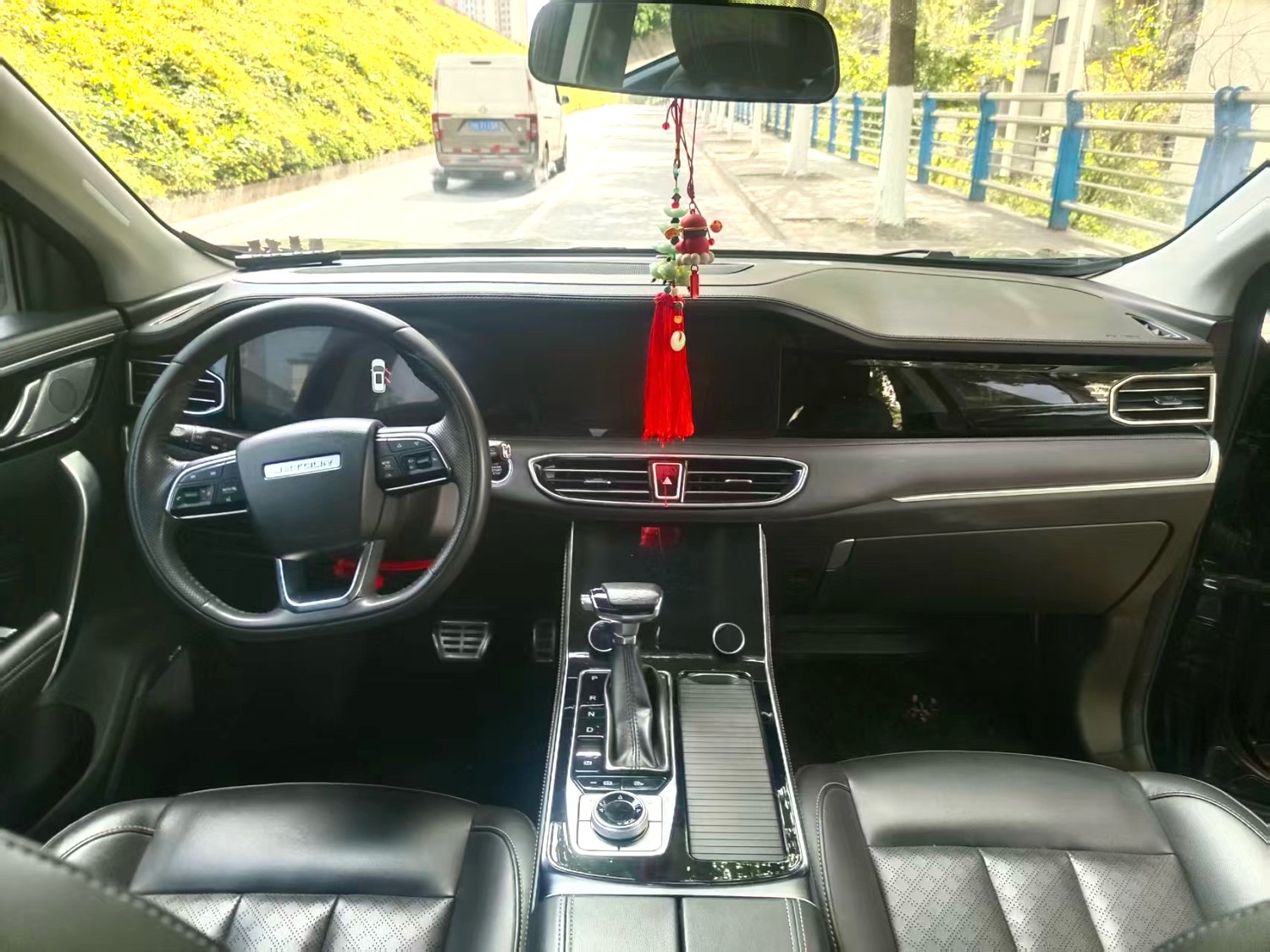 Jetour X 90 1.6T DCT 5 Seats