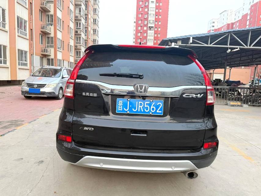Honda CR-V 2,4 л, полный привод, версия Premium