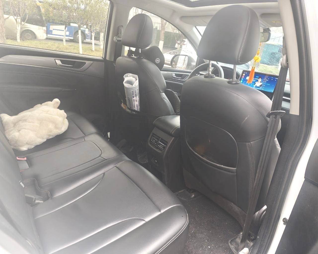 哈弗 M 6 Model Year PLUS 1.5T DCT 豪华智联型