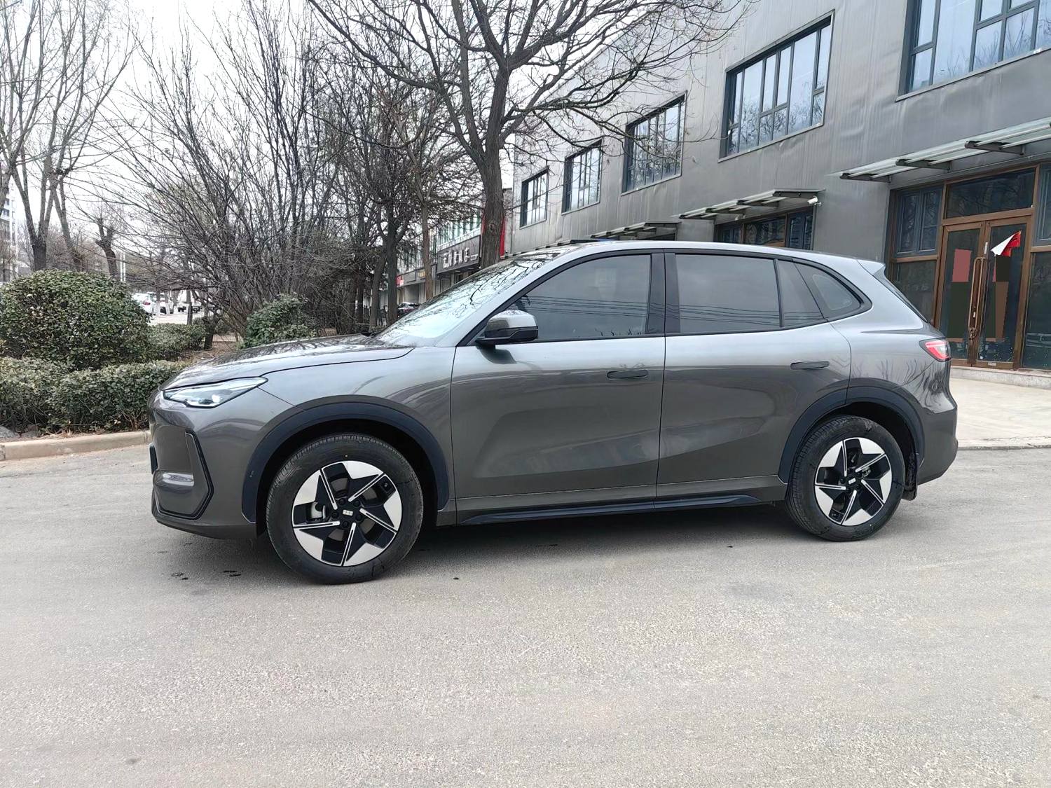 Geely Galaxy E 5, 440 км