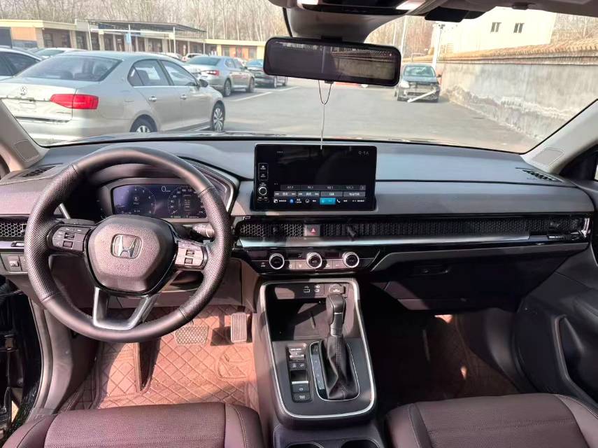 Honda CR V Model Year 240TURBO 四驱臻享版 5 Seats