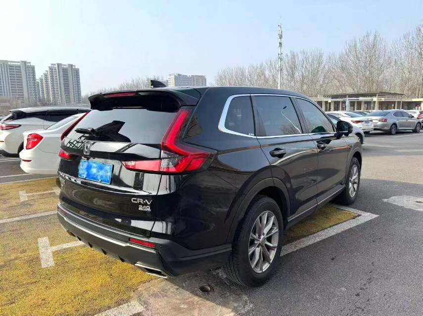 Honda CR V Model Year 240TURBO 四驱臻享版 5 Seats