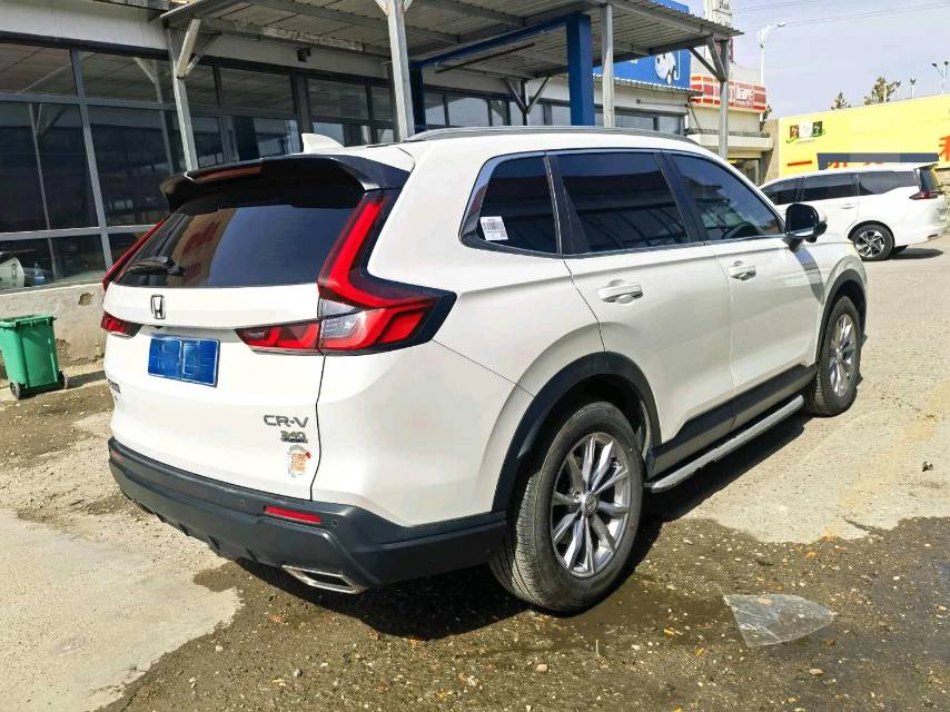 Honda CR V Model Year 240TURBO 四驱臻享版 5 Seats