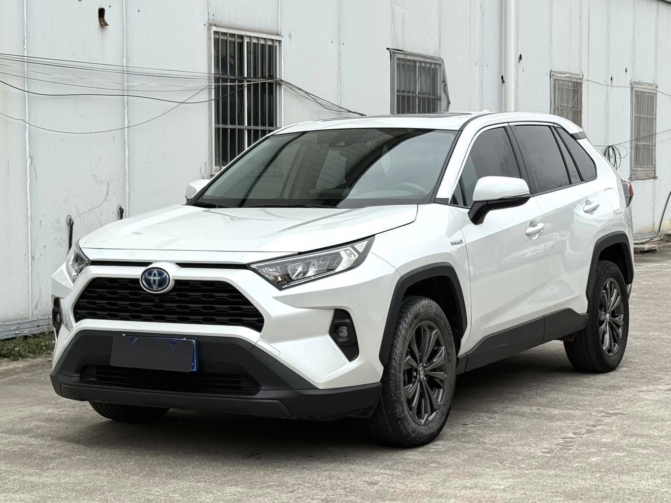 RAV 4 荣放 2023款 双擎 2.5L E CVT 两驱精英版