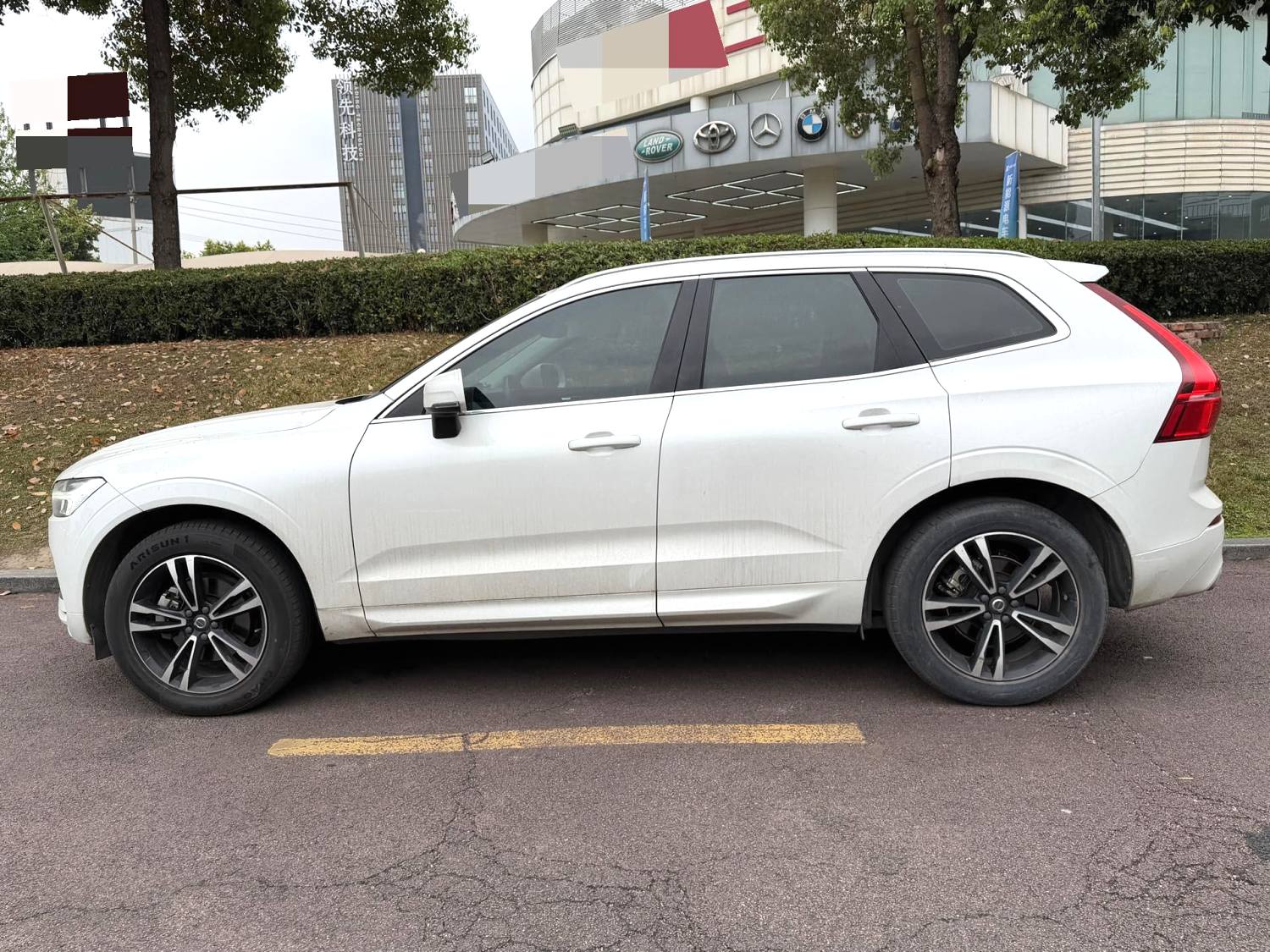 Volvo XC 60 T (Turbo) 5 4WD VI