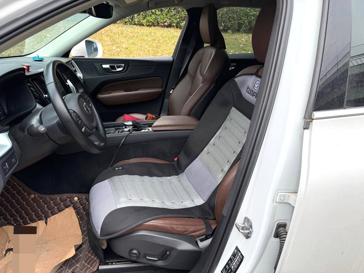 Volvo XC 60 T (Turbo) 5 4WD VI