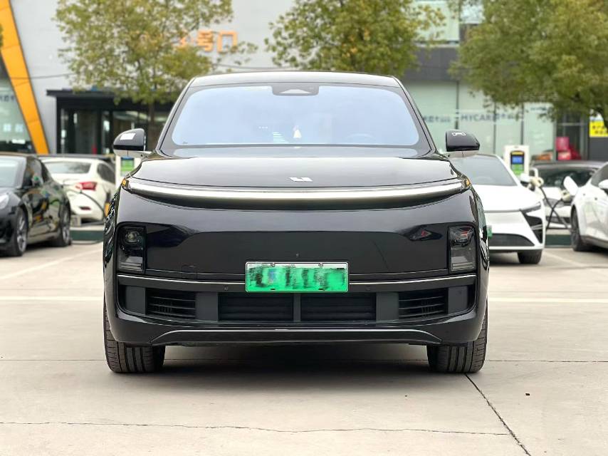 Li Auto L (Liter) 8 Air