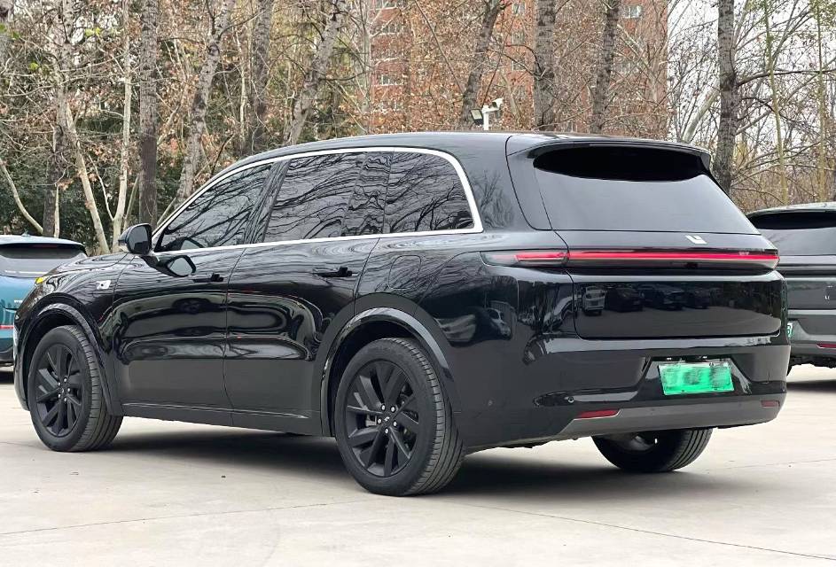 Li Auto L (Liter) 8 Air
