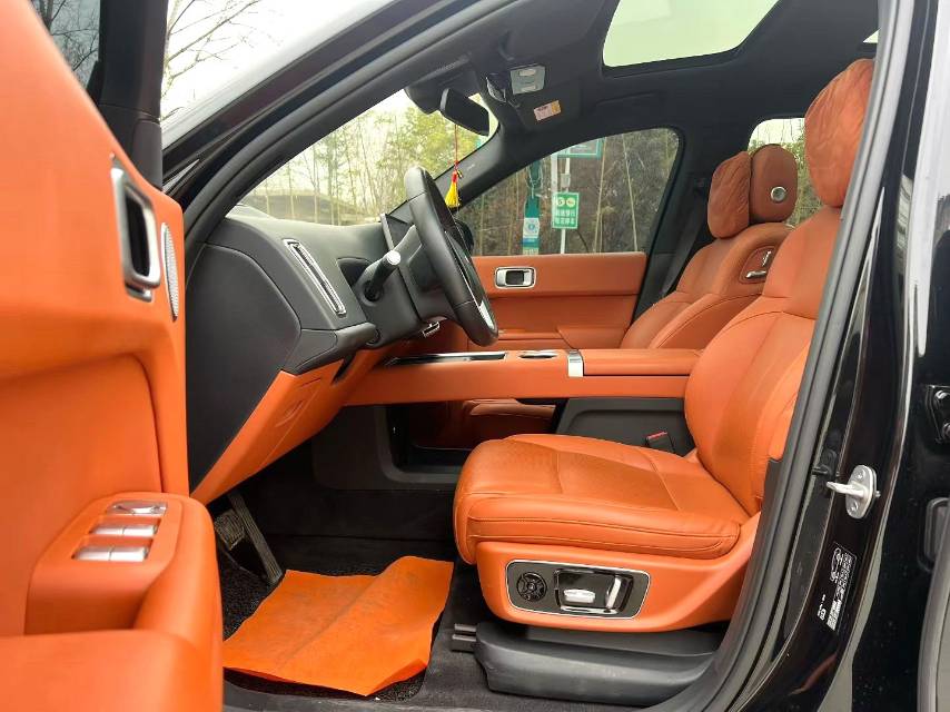 Li Auto L (Liter) 8 Air