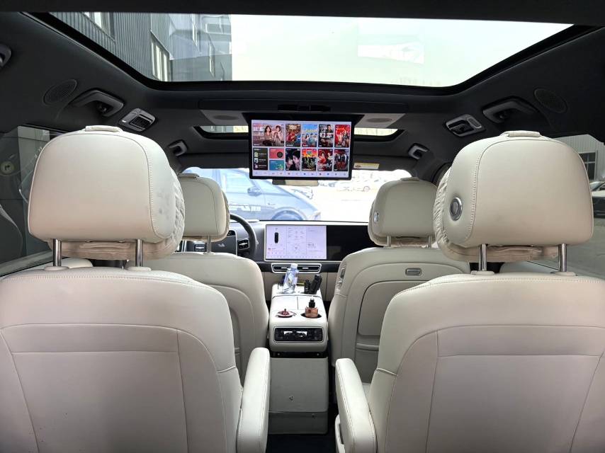 Li Auto L (Liter) 8 Ultra