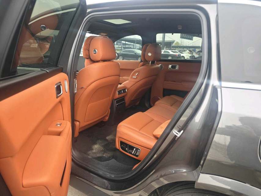 Li Auto L (Liter) 7 Pro