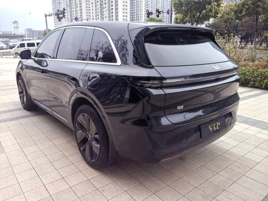 Li Auto L (Liter) 6 Pro