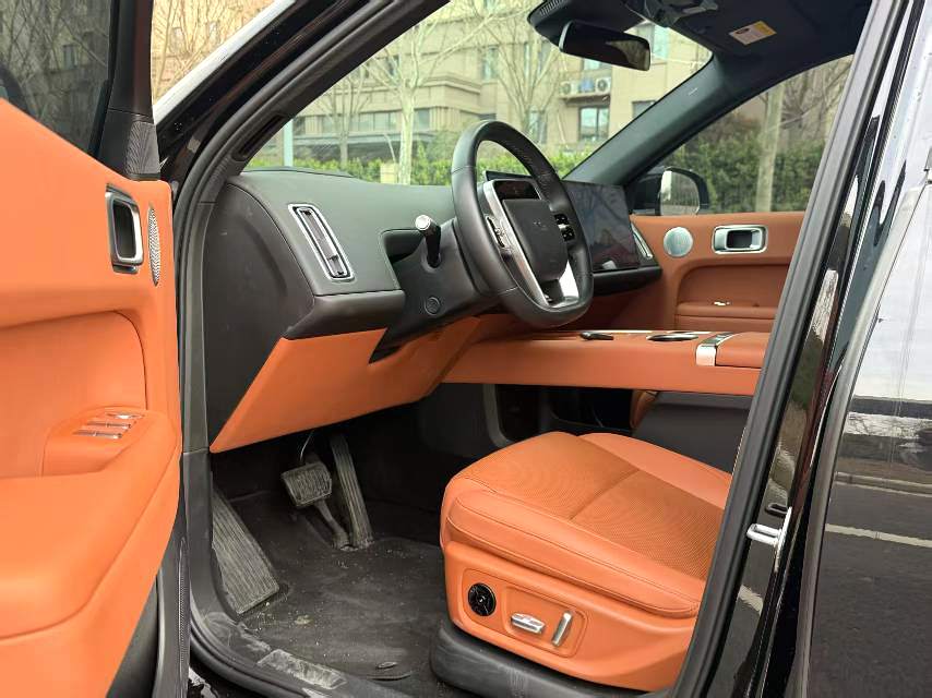 Li Auto L (Liter) 6 Pro