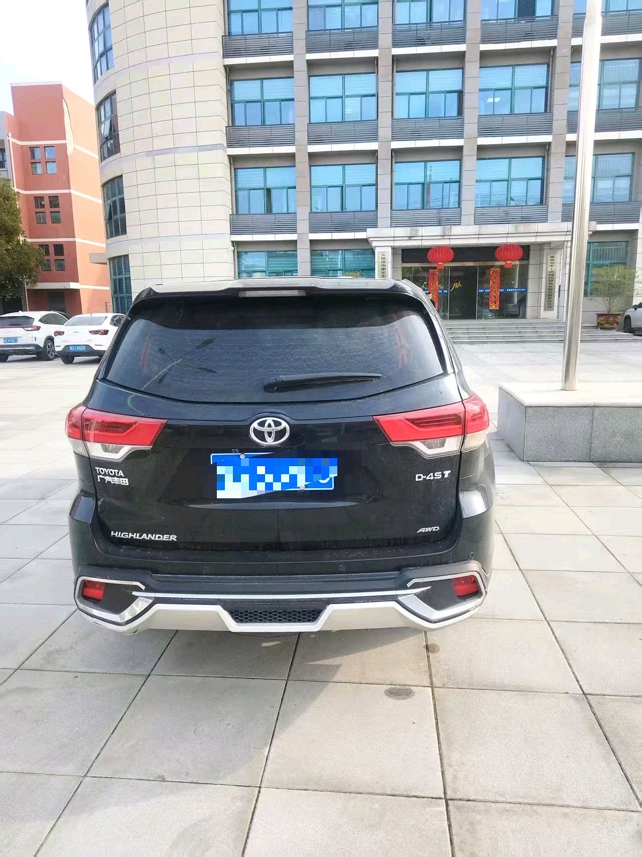 汉兰达 Model Year 2.0T 四驱精英版 7 Seats 国 VI