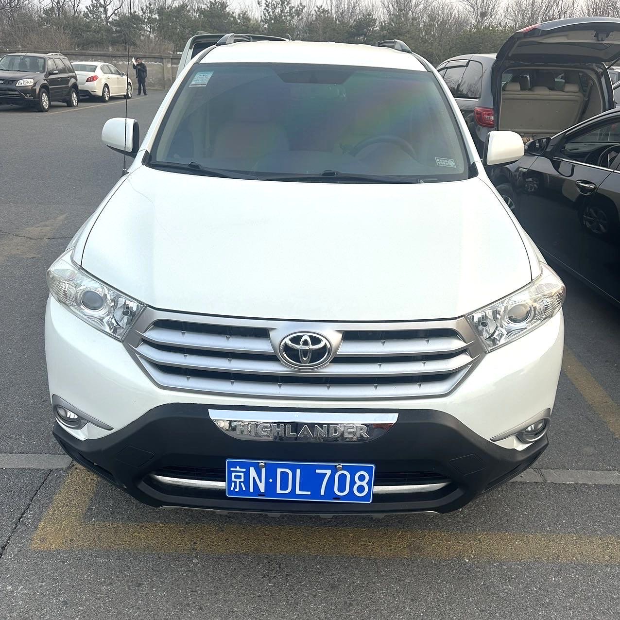 汉兰达 Model Year 2.7L 2WD 5 座精英版