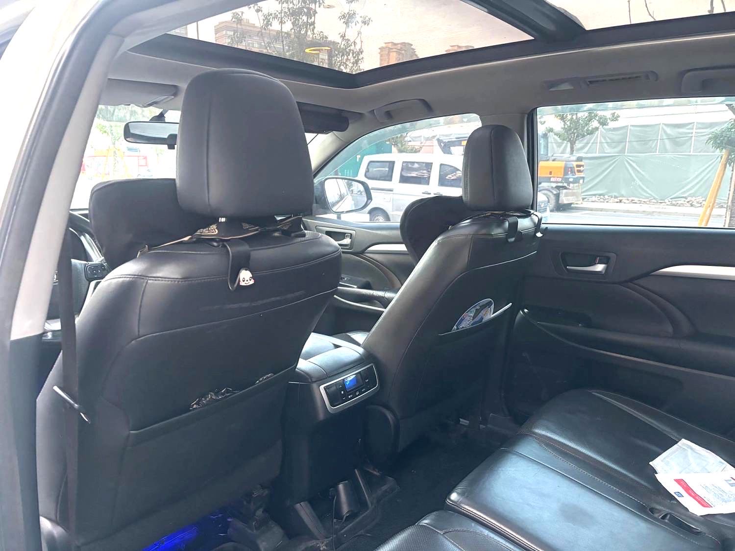 汉兰达 Model Year 2.0T 四驱豪华版 7 Seats