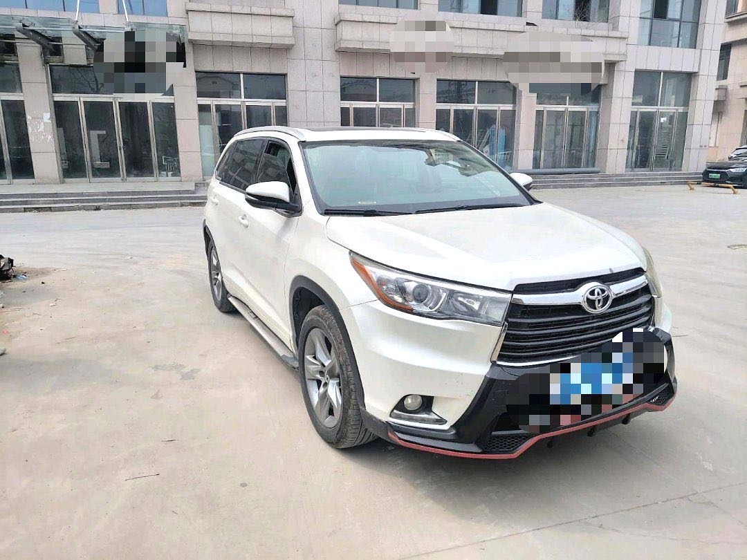 汉兰达 Model Year 2.0T 四驱豪华版 7 Seats