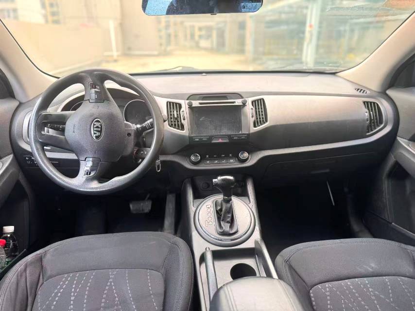 智跑 Model Year 2.0L 自动两驱版 GL