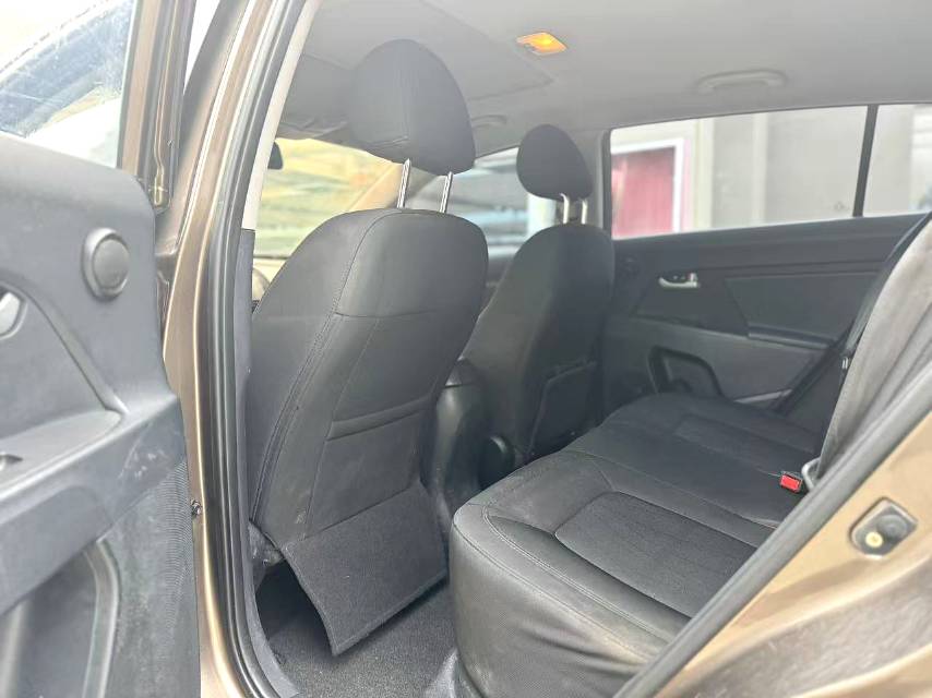 智跑 Model Year 2.0L 自动两驱版 GL