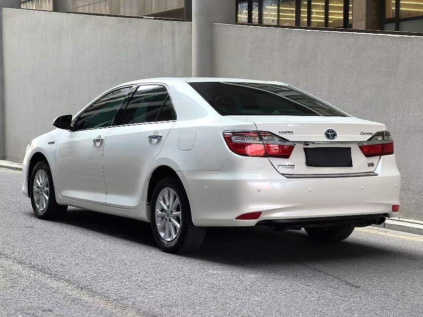 凯美瑞 Model Year 双擎 2.5HG 豪华导航版
