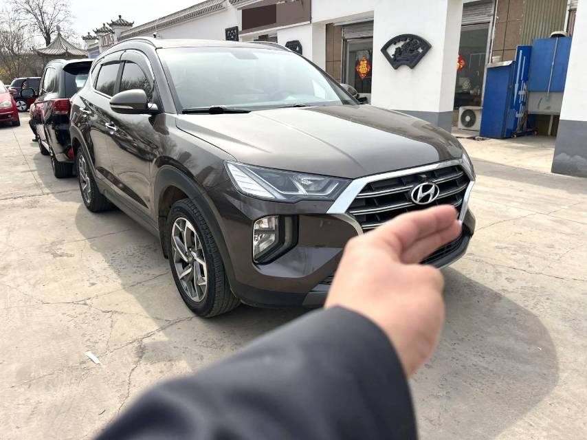 途胜 Model Year 280TGDi 双离合两驱智联版 国 VI
