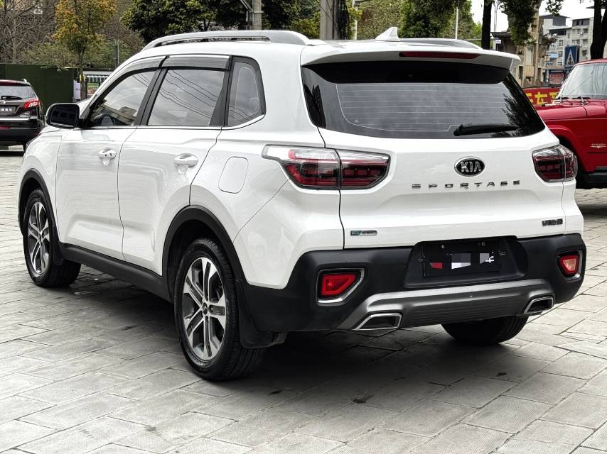 智跑 Model Year 2.0L 自动智享豪华版 国 V