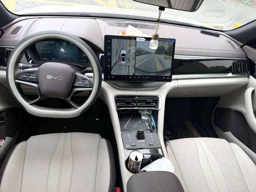宋 PLUS New Energy Model Year Electric Vehicle 智驾版 520km Premium