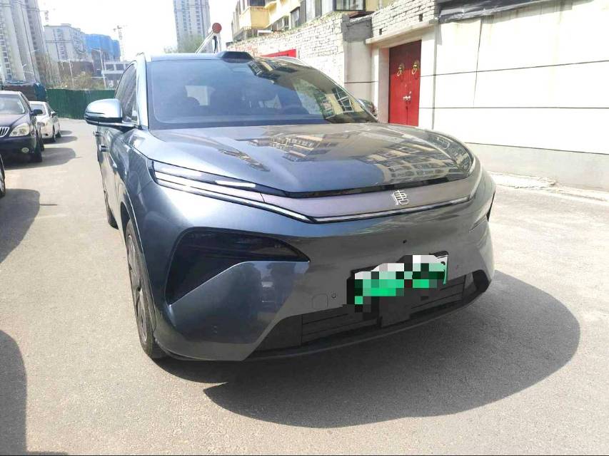 唐 L (Liter) Model Year Electric Vehicle 600KM 四驱激光雷达旗舰型
