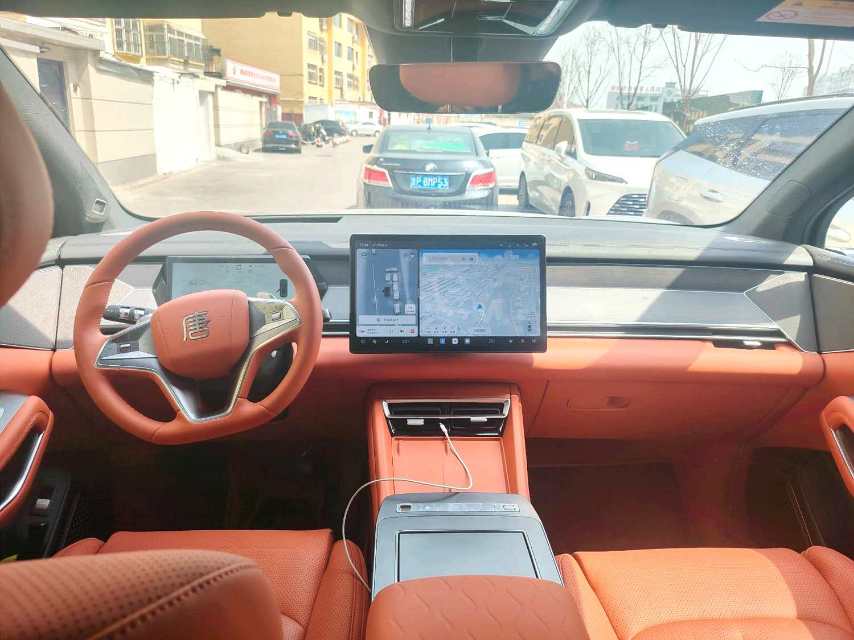 唐 L (Liter) Model Year Electric Vehicle 600KM 四驱激光雷达旗舰型