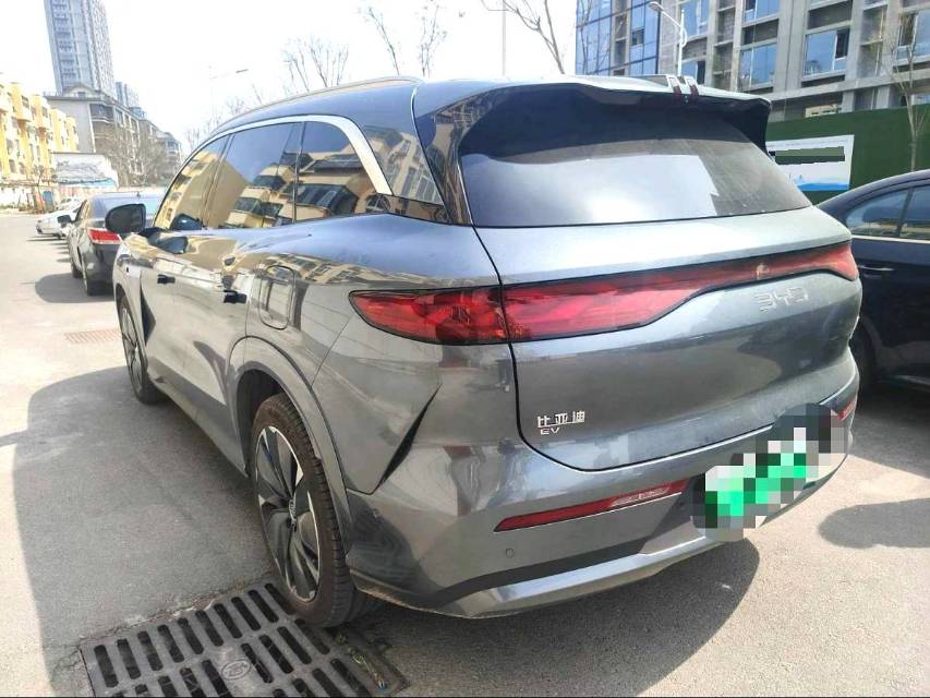 唐 L (Liter) Model Year Electric Vehicle 600KM 四驱激光雷达旗舰型