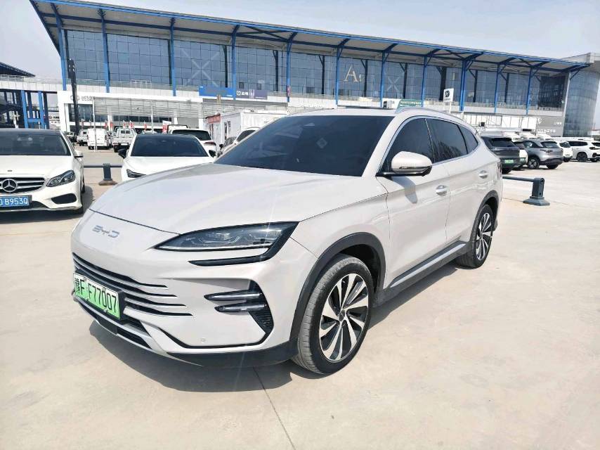 宋 PLUS New Energy Model Year 冠军版 DM i 110KM 旗舰 PLUS