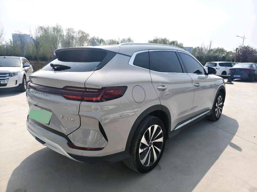 宋 PLUS New Energy Model Year 冠军版 DM i 110KM 旗舰 PLUS