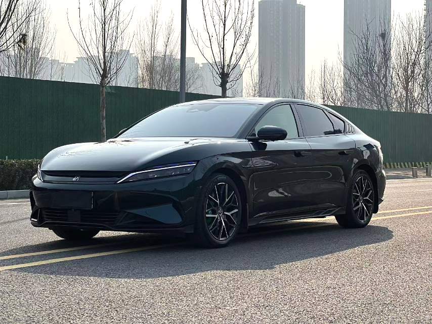 汉 Model Year Electric Vehicle 610KM 四驱千山翠限量版